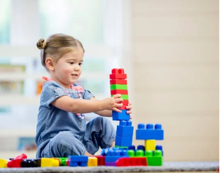 Comité de Filière Petite Enfance :  deux résolutions adoptées pour la qualité d’accueil dans les EAJE